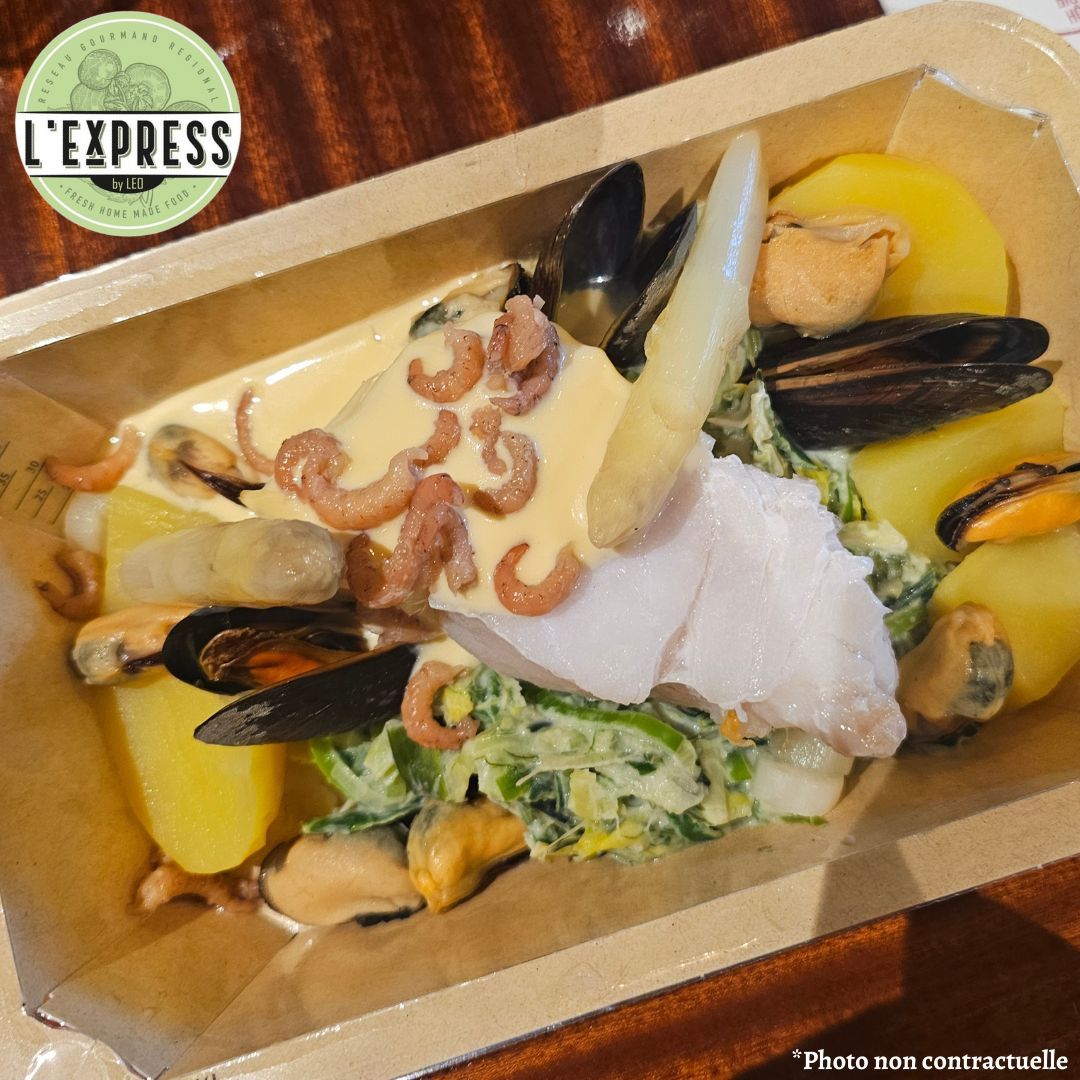 120 Dos de cabillaud à la vapeur, fondue de poireaux à la crème, moules de Zélande